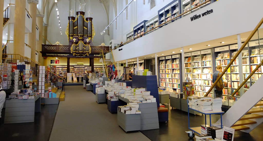 Amazing bookstores in The Netherlands: Waanders in Zwolle | Your Dutch Guide
