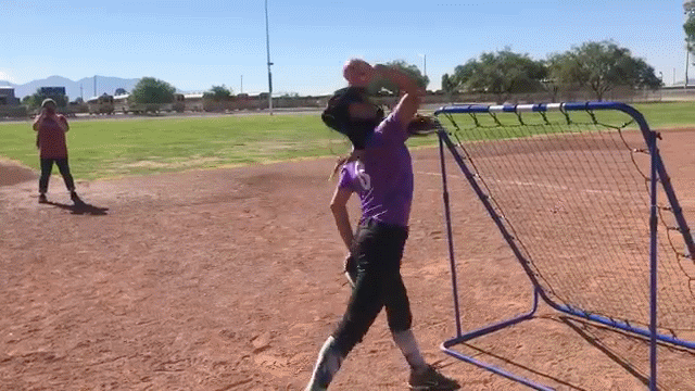 Tucson_Softball_Lessons_Bad_Throwing_Snap.gif