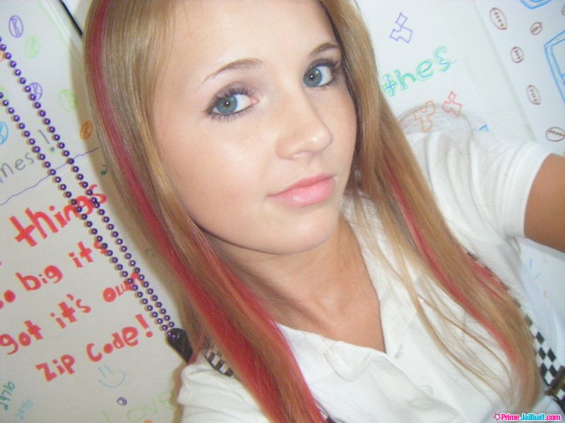 PrimeJailbait.com PrimeJailBait (180 249 photos)Non-nude Partial Siterip 20...