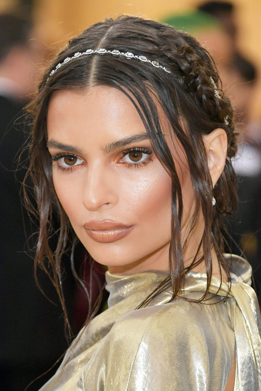 Emily-_Ratajkowski-6