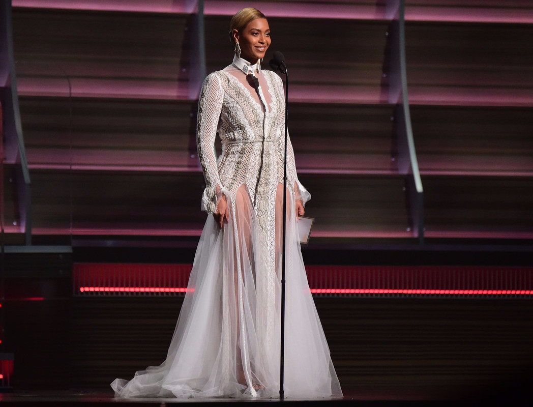 Beyonce Upskirt The Grammy Awards Upskirtstars