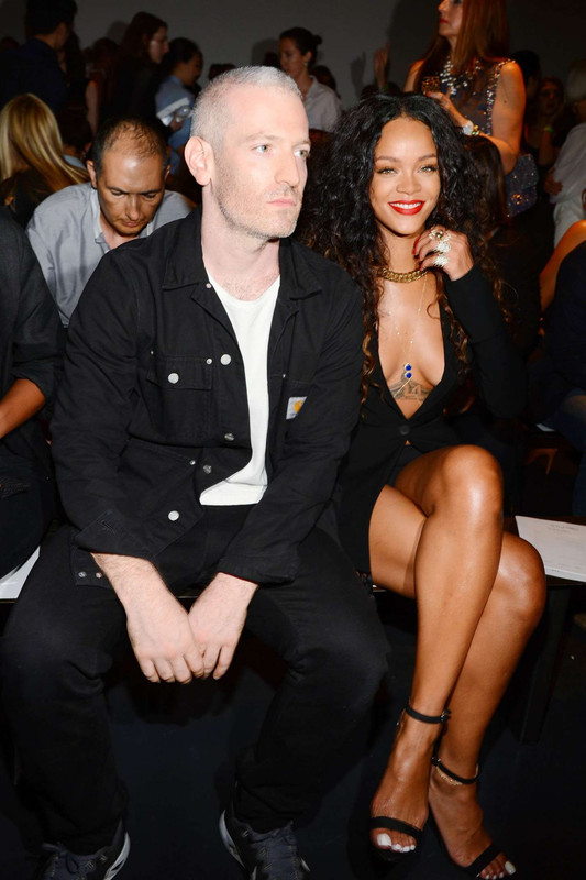 Rihanna_-_Altuzarra-_NY-_Fashion-_Show-2014--02