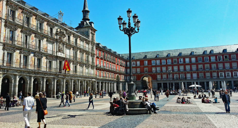 Bezienswaardigheden Madrid: Plaza Mayor | Mooistestedentrips.nl