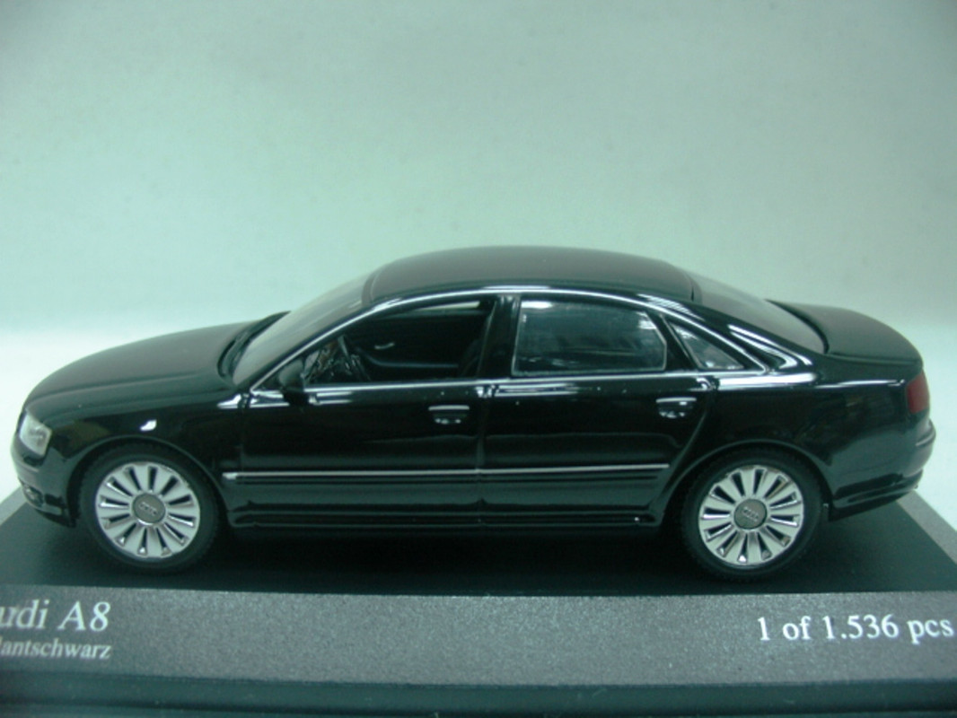 Audi A8 ミニカー 1999年製 ブラック1/43 Audi A8 Black 1:43 400011801 MINICHAMPS diecast model car