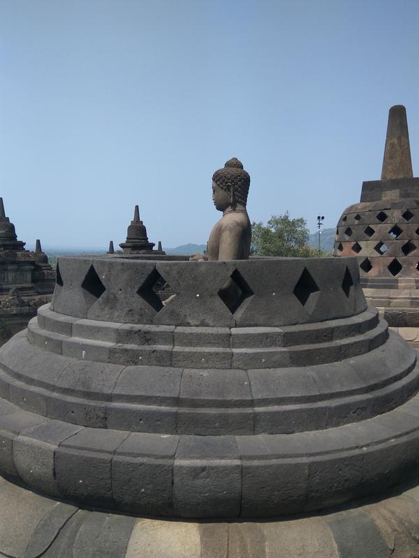 Keira en Kuala Lumpur, Indonesia y Filipinas - Blogs of Asia Sudeast - Borobudur temple (6)