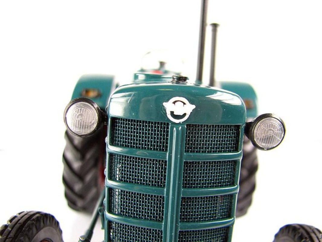 ミニチャンプス 1/18 HANOMAG R28 トラクター Amazon | MINICHAMPS 1/18 HANOMAG R28 トラクター 1953 完成品