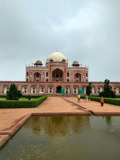 Keira en la  India. - Blogs de India - Delhi II (28/7/16) 3 religiones (3)