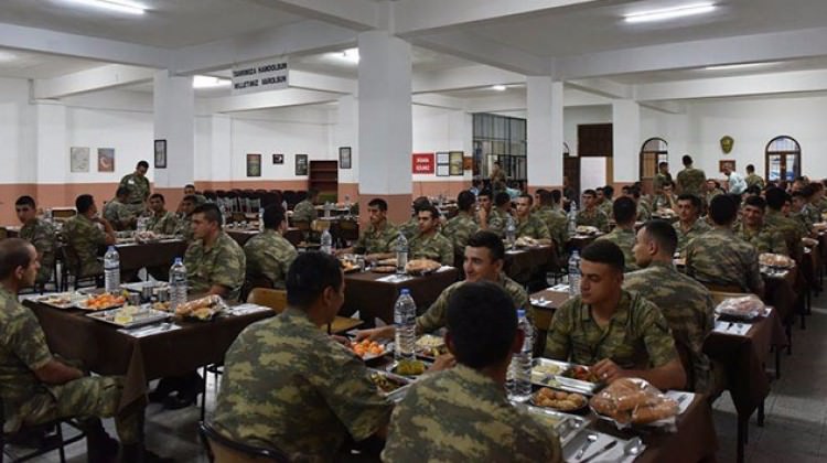 jandarmanin_yemek_duasinda_degisiklik_yapildi_1511457943_9306.jpg
