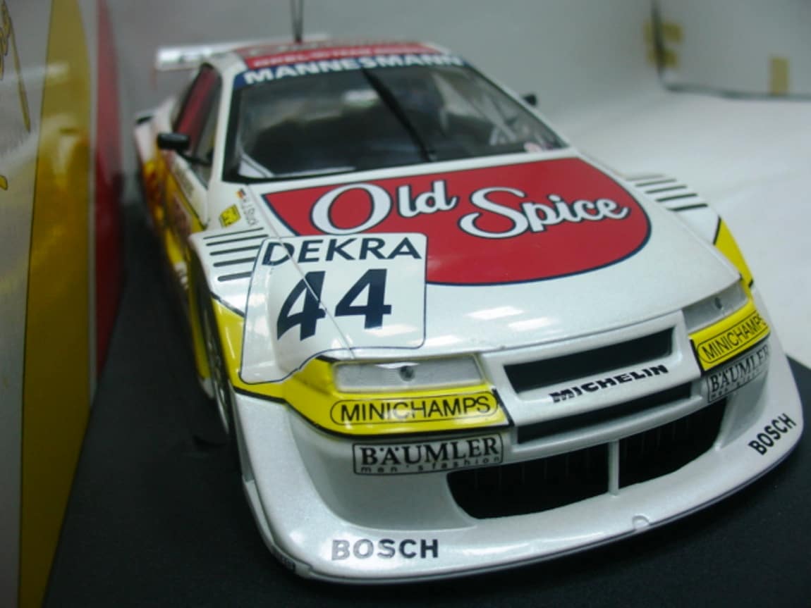 Ut Models Sb 1/18 - Opel Calibra V6 4X4 Dtm Itc Rosberg 1995
