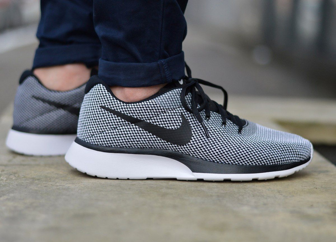 NIKE Tanjun Racer Herren Schuhe Turnschuhe Sportschuhe Sneaker 921669-770