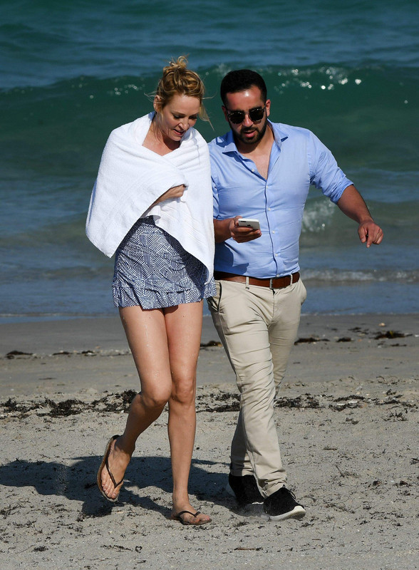 Uma Thurman Upskirt Set Of A Commercial On The Beach In Florida Upskirtstars