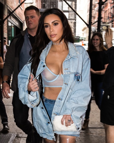 kim-kardashian-nips-1