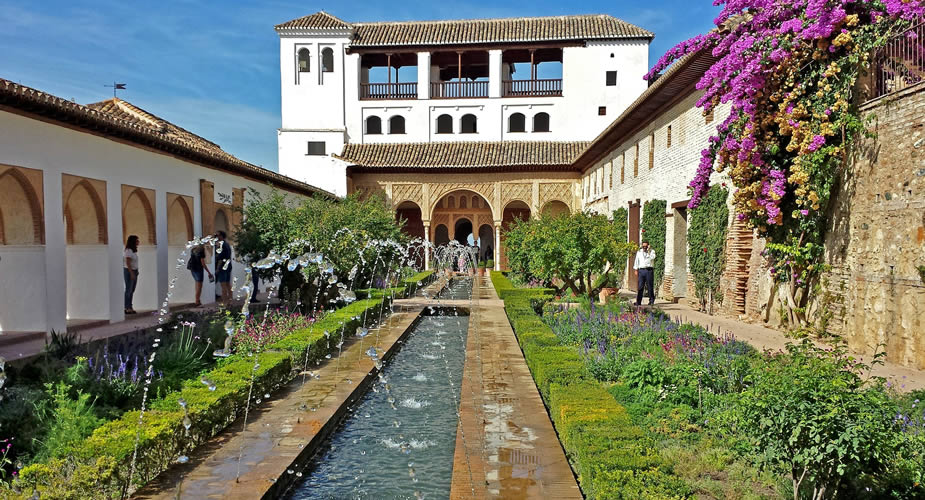 Granada tijdens een rondreis Andalusië: Alhambra | Mooistestedentrips.nl