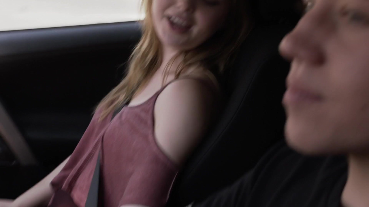 emmy-rossum-emma-rose-kenney-sammi-hanratty-shameless-65-thefapp