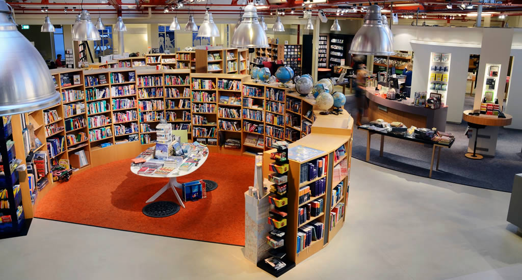 Amazing bookstores in The Netherlands: Drvkkery in Middelburg (photo by Drvkkery) | Your Dutch Guide