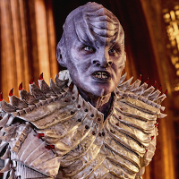 dsc_klingons_av4.jpg
