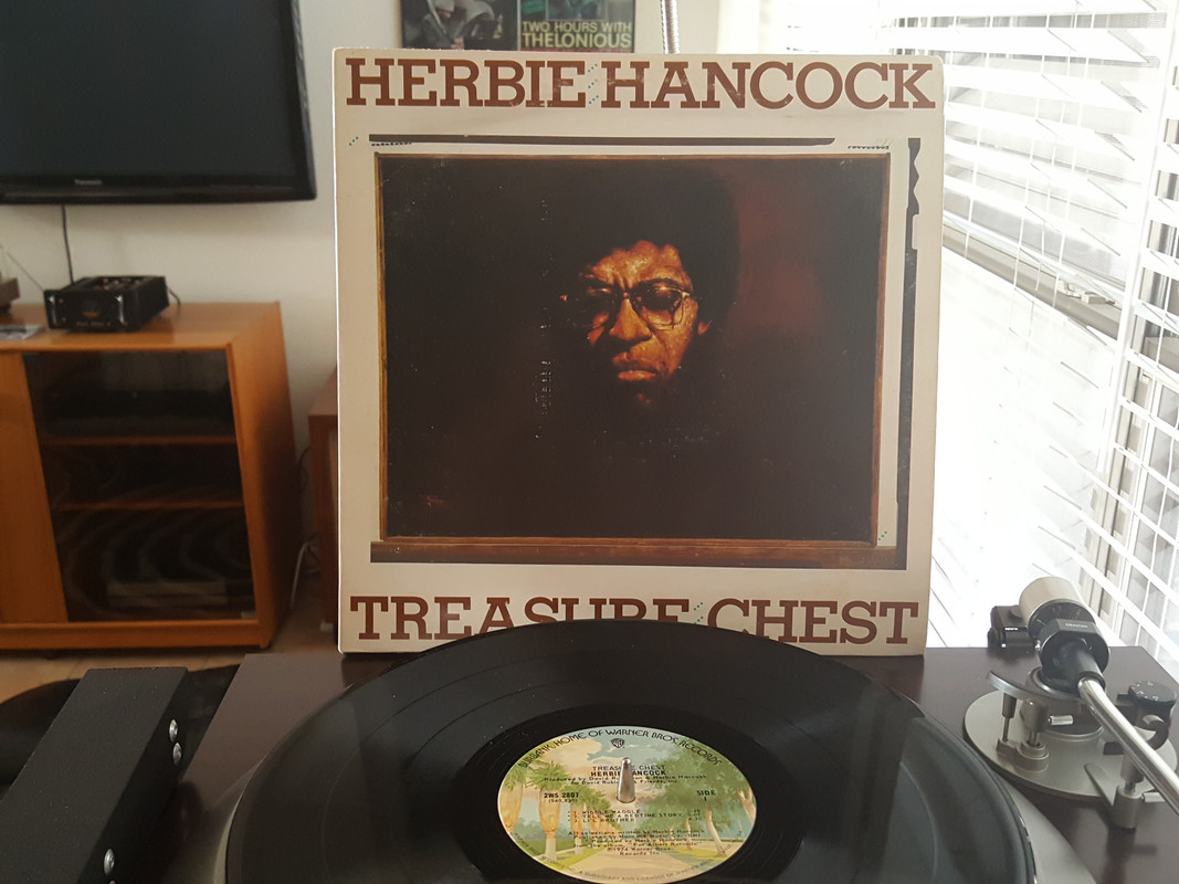 Herbie_Hancock,_Treasure_Chest.jpg