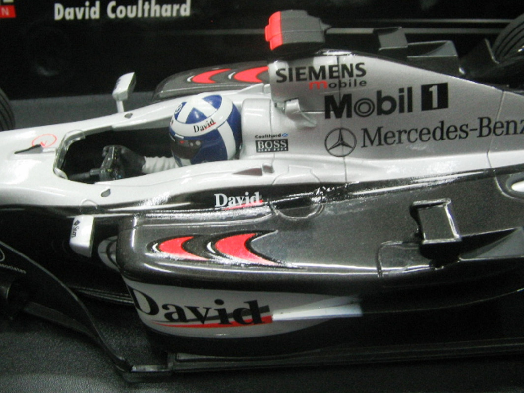 【ミニチャンプス　マクラーレン　メルセデス　MP4-17D 2002年1/18】 WOW EXTREMELY RARE McLaren MP4/17 David Coulthard French GP