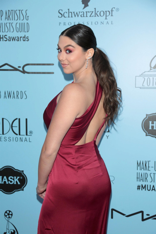 Kira Kosarin No Panty Upskirt 2018 Make Up Artists And Stylists Guild