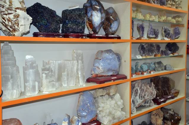 Eskişehir’den Çıkarılan Değerli Taşlar ve Mineraller Çinlilere Satılıyor